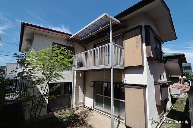 庭側から撮影!陽当たり良好です! 嵐山町志賀 ガレージ付き中古戸建