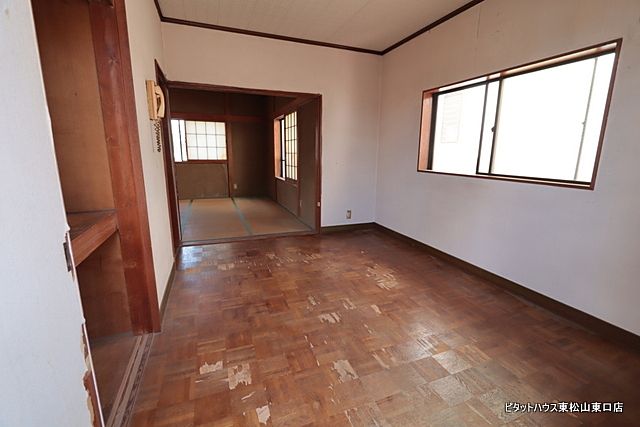 北葛飾郡松伏町築比地 中古戸建