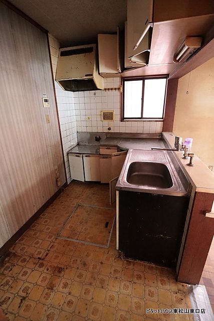 北葛飾郡松伏町築比地 中古戸建