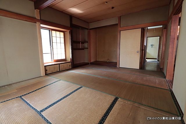 北葛飾郡松伏町築比地 中古戸建