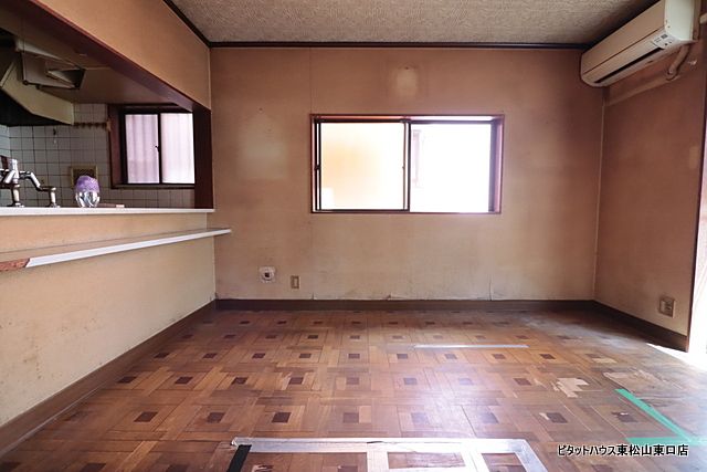 北葛飾郡松伏町築比地 中古戸建