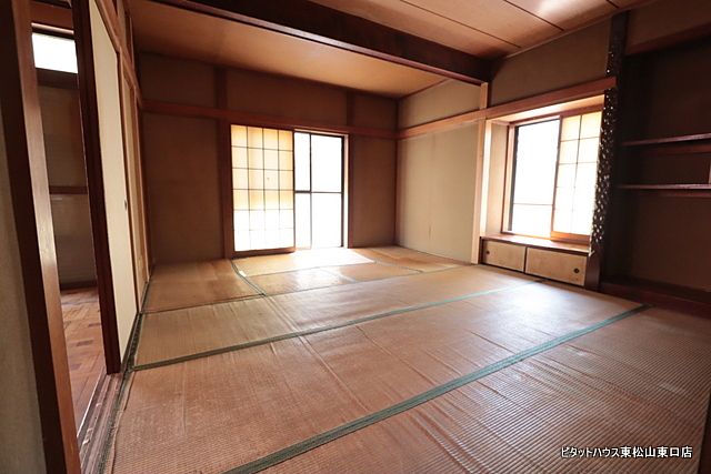 北葛飾郡松伏町築比地 中古戸建